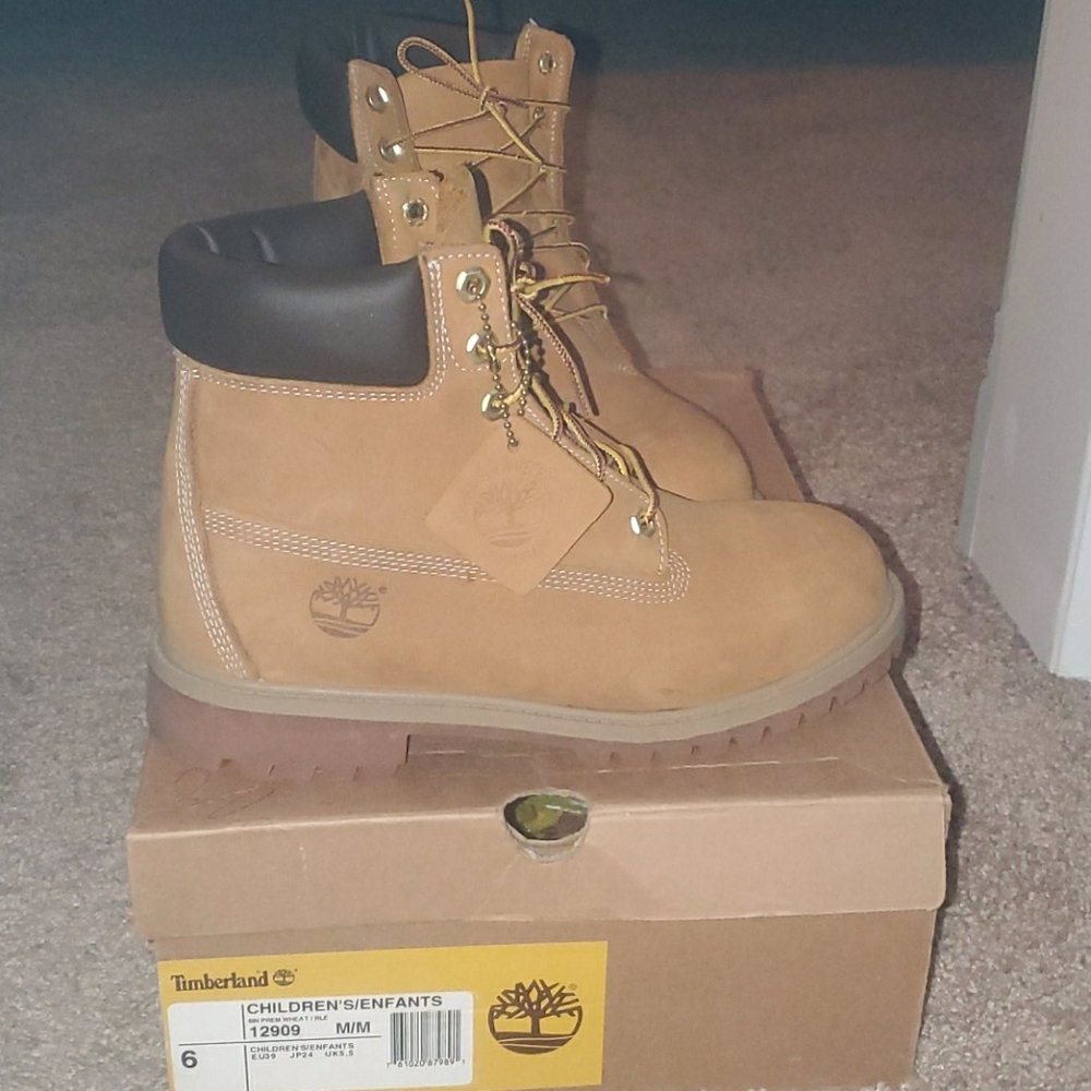 Timberland warerproof boots size 6